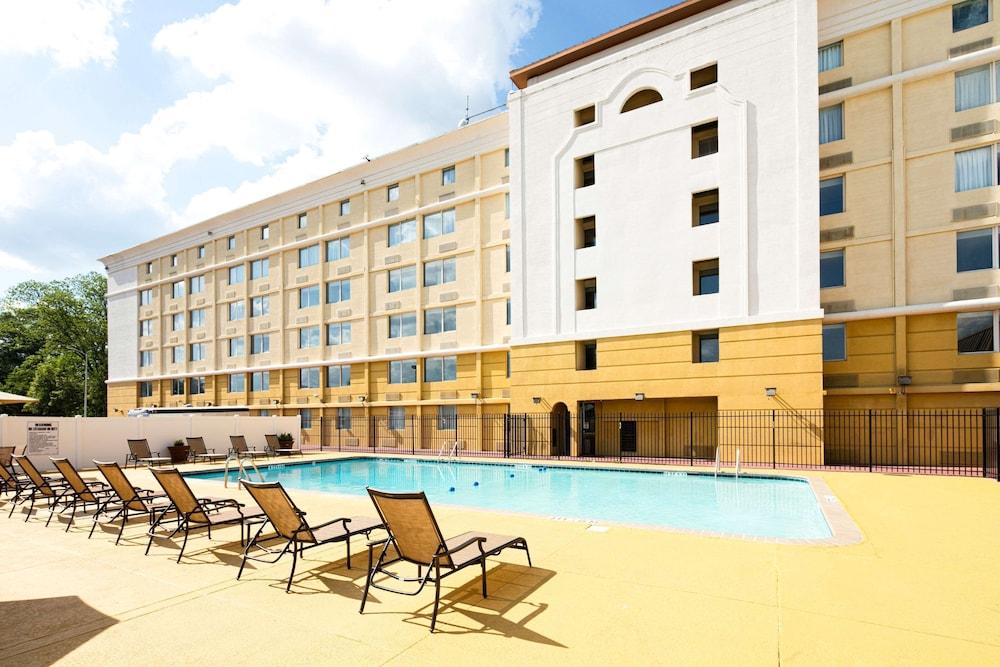 Holiday Inn Express Atlanta Airport - North, An Ihg Hotel カレッジパーク エクステリア 写真