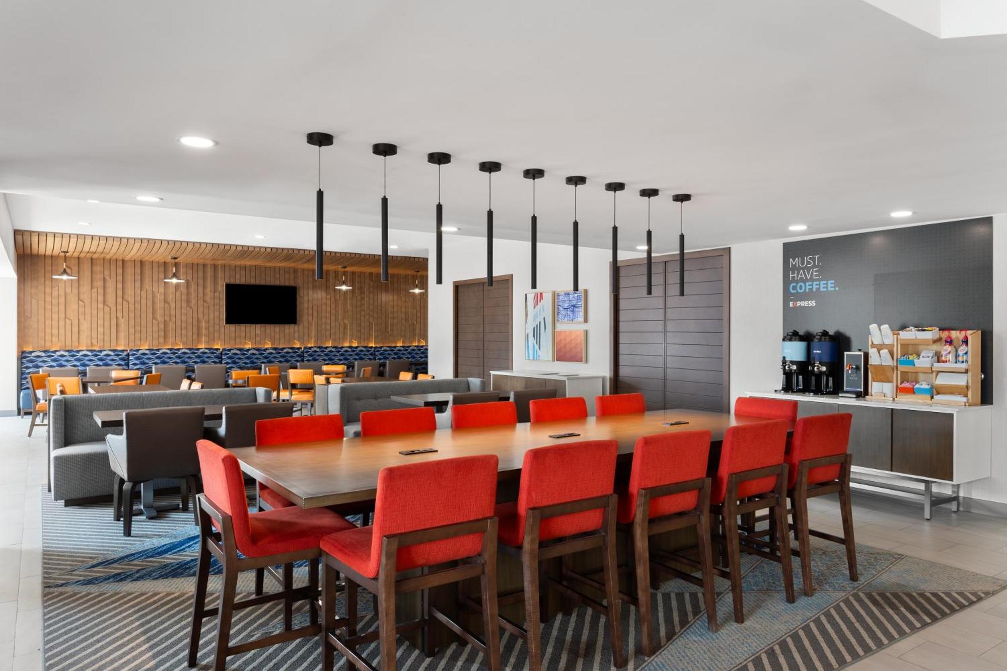 Holiday Inn Express Atlanta Airport - North, An Ihg Hotel カレッジパーク エクステリア 写真